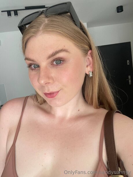 Sandysunnyy xxxスター ギャラリー