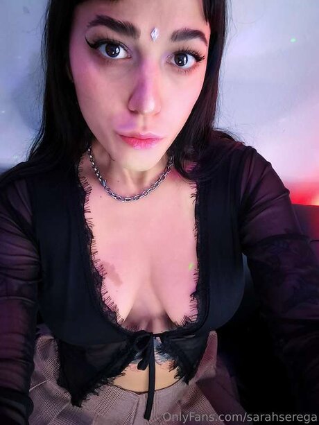 Sarahserega ヌードモデル ギャラリー