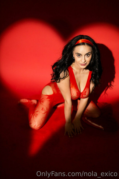 プッシー尻オンリーファンズ アートポルノ 写真