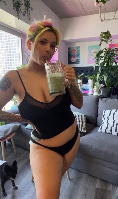 アマチュアディープスロートオンリーファンズ 裸 画像