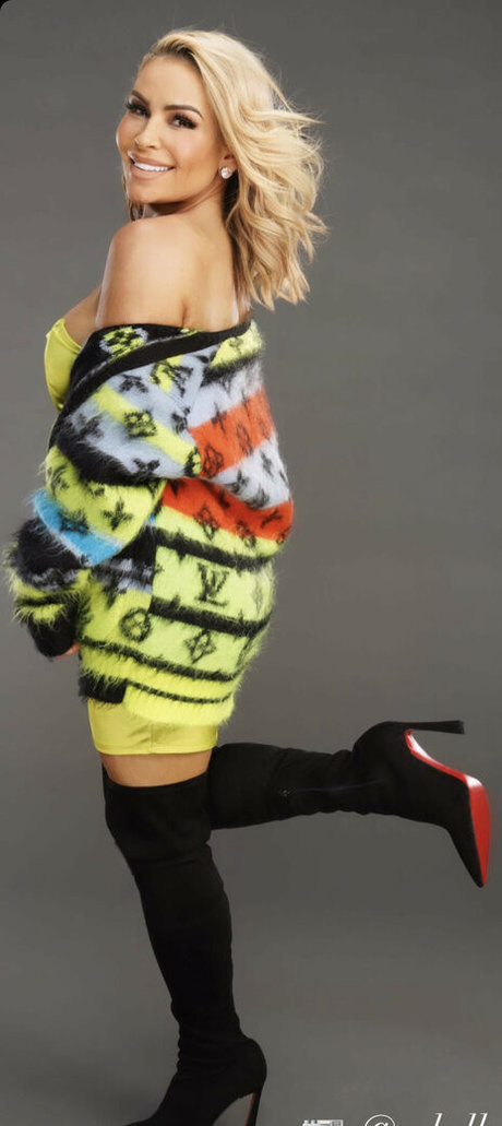 オンリーファンズの無料動画 美しい裸 写真