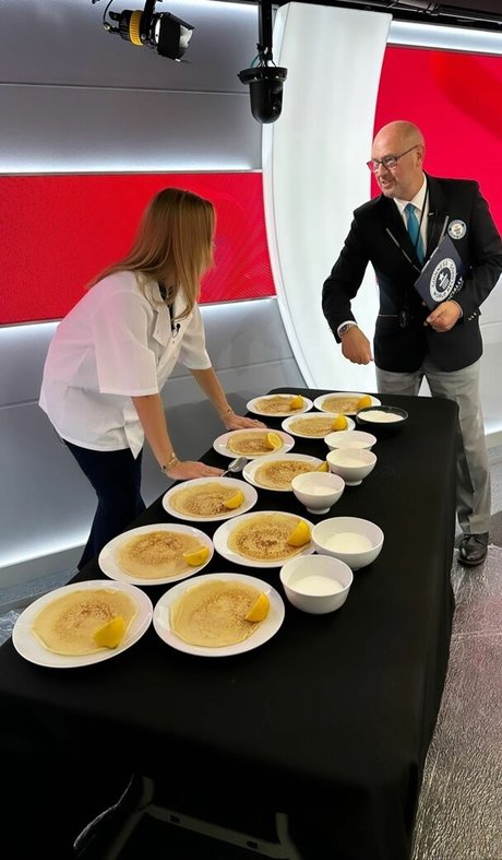 Amanda Holden 高品質のポルノスター 画像