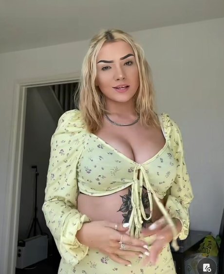 Mirrorgirlkim HDポルノスター 写真