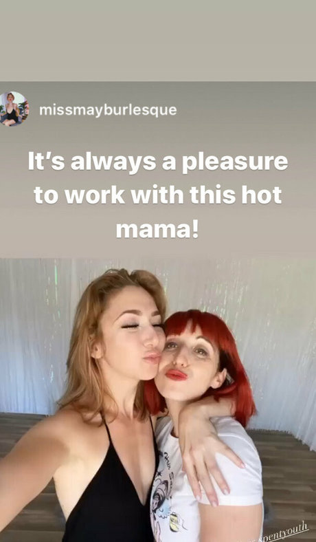 肉厚熟女オンリーファンズ トップ 写真