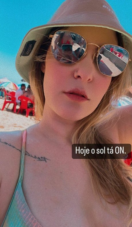 Nahzinhaa xxx女優 ギャラリー