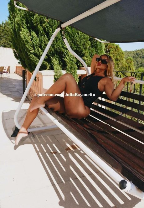 レズビアン誘惑オンリーファンズ ホットxxx 画像