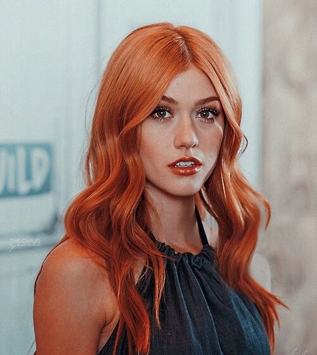 Katherine McNamara 美しいスター ギャラリー