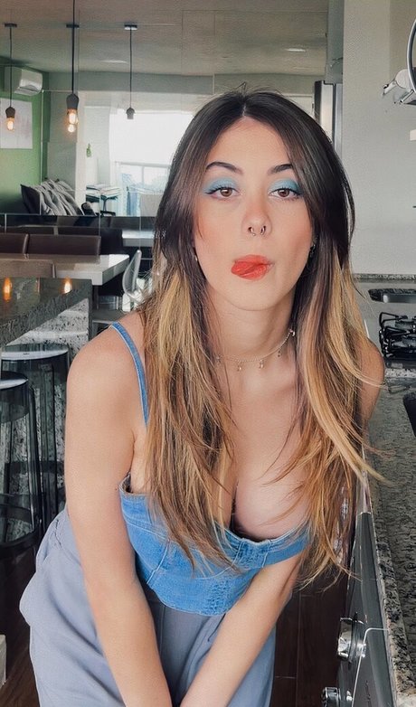 赤毛のセックスオンリーファンズ 美しい裸 写真