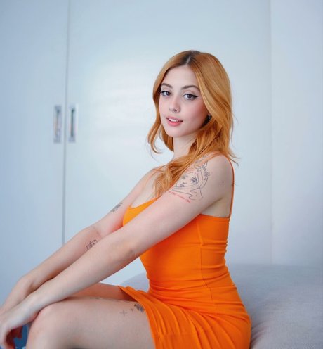 フラットオンリーファン 無料裸 写真