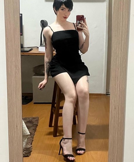 Akemy Sama エロティックモデル 写真