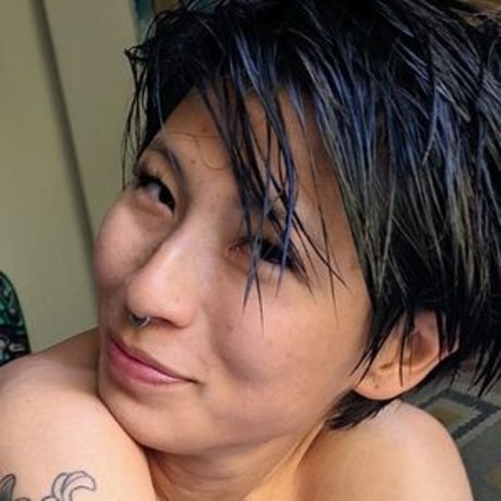 Babe Star アダルトモデル 写真