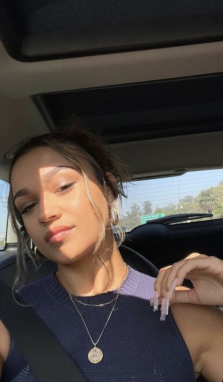 Madison Bailey 美しいモデル 画像