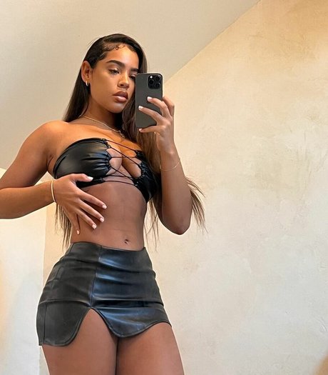 トランス熟女オンリーファンズ ホットセックス 写真