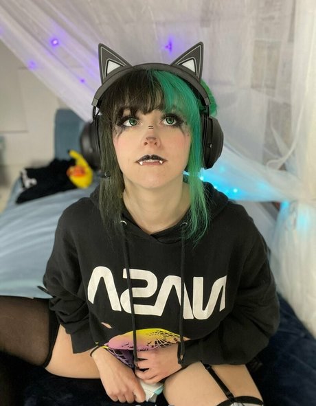 巨乳ジムオンリーファンズ アダルト無料 写真