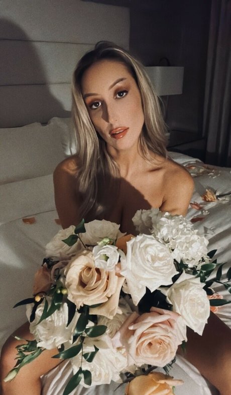 DJMissShelton 独占スター ギャラリー