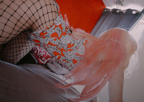 痩せたティーンの巨乳オンリーファンズ 無料ポルノ ギャラリー