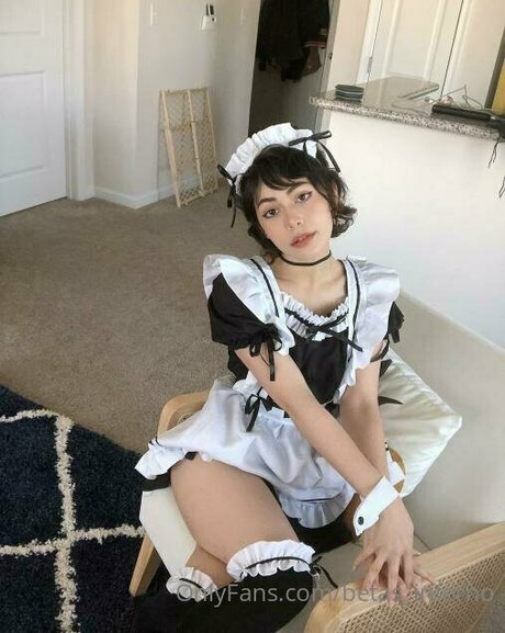 ストリップショー オンリーファンズ セックス 写真