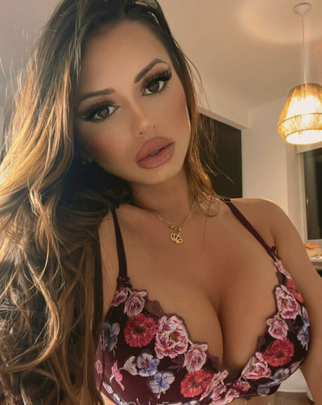 doutzenxo ポルノスター アダルト 写真