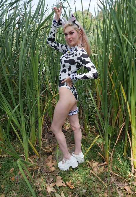 オンリーファンズを崇拝する ホットヌード 写真