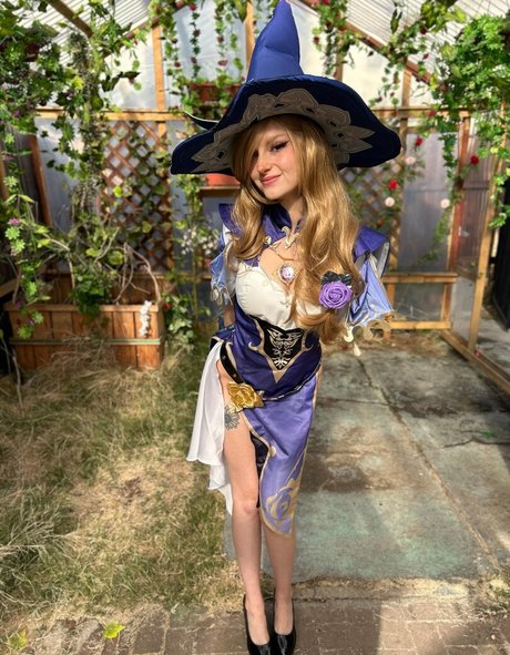 Busy B ASMR 高品質女優 写真