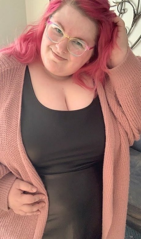 タンオンリーファン ポルノ 写真