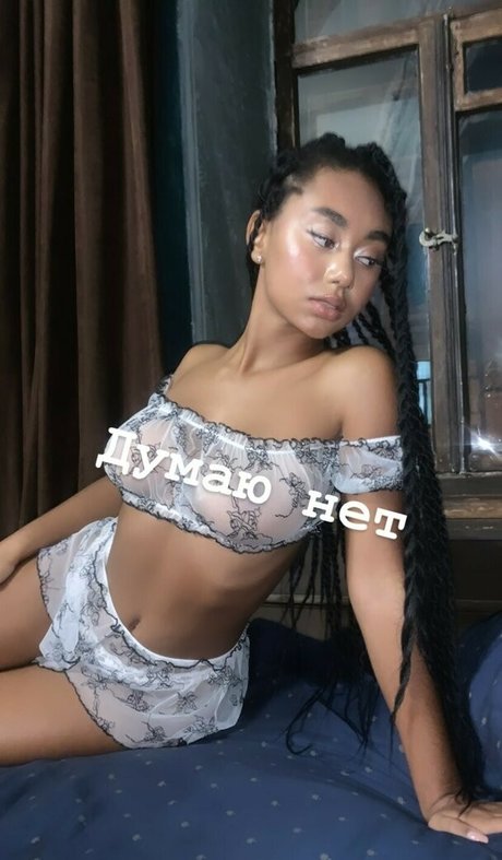 Elizabeth Anorue 最高のポルノスター 写真