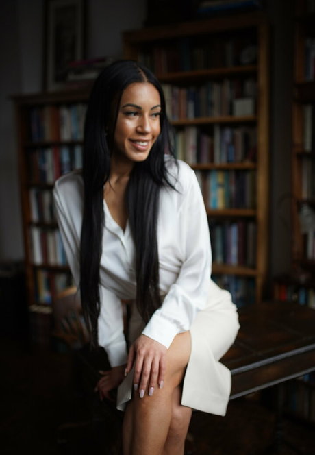 中出しプリンセスオンリーファンズ 無料アダルト 写真