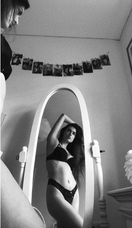 Olivia Forsbrook ポルノスター 可愛い 画像