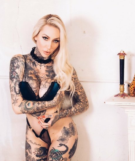 中出しプリンセスオンリーファンズ パーフェクト 写真