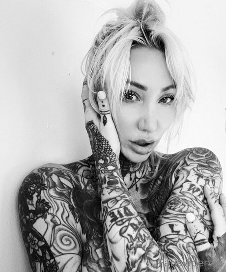 parisvipervip 素敵なスター 写真