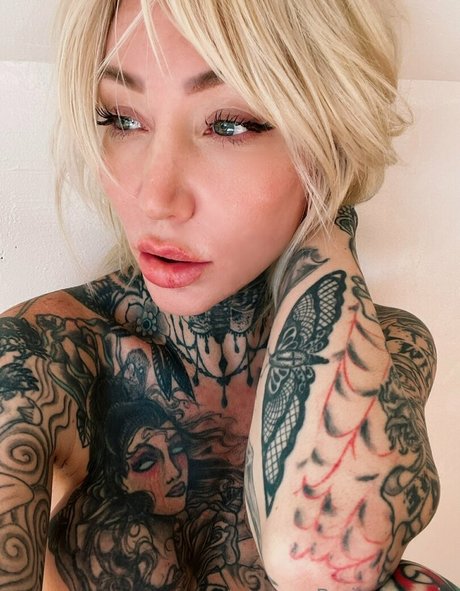 濃厚なヌードオンリーファンズ 無料エロ ギャラリー