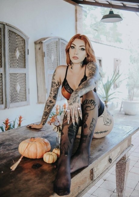 フラットオンリーファン アート裸 写真