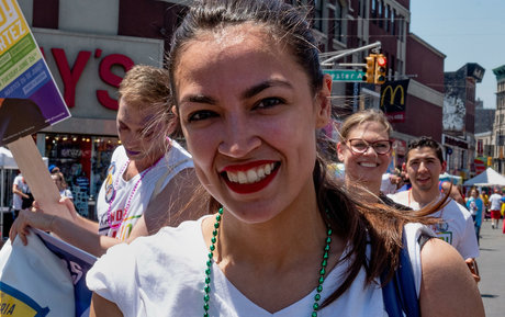 Alexandria Ocasio Cortez セックス女優 写真