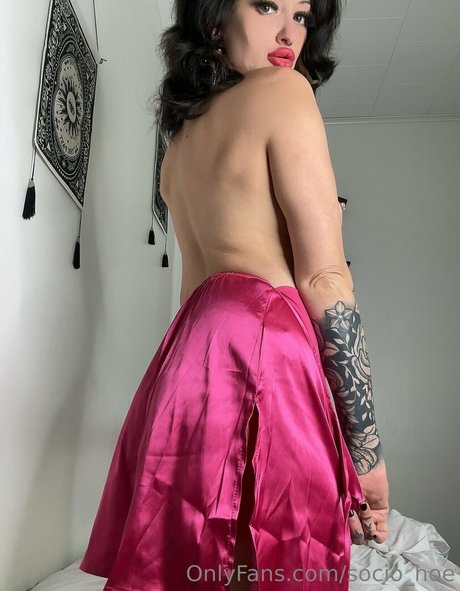 かわいいブロンドのオンリーファンズ ポルノ 画像