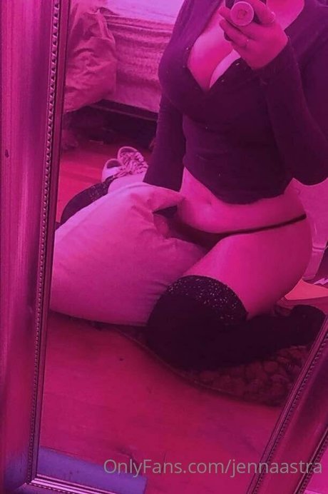 熟女オーガズムオンリーファンズ 無料ポルノ 画像