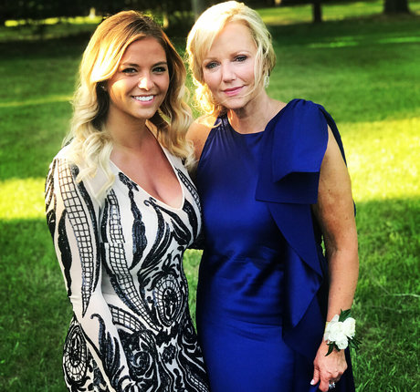 McKenna DeMoe xxx女優 ギャラリー