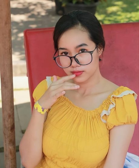 カウガール POV オンリーファンズ セクシーxxx 写真