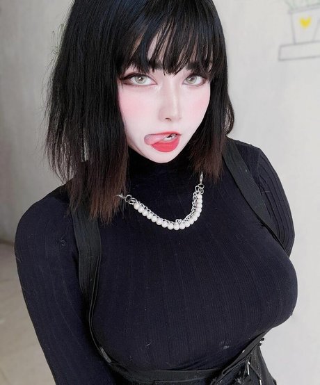 Milliamich ポルノ女優 写真