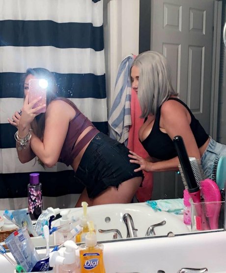 Schuyler Thornton xxxモデル 写真