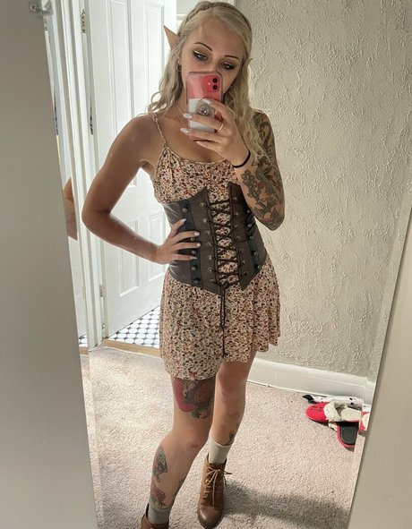 Alliekazam ポルノスター xxx アーカイブ