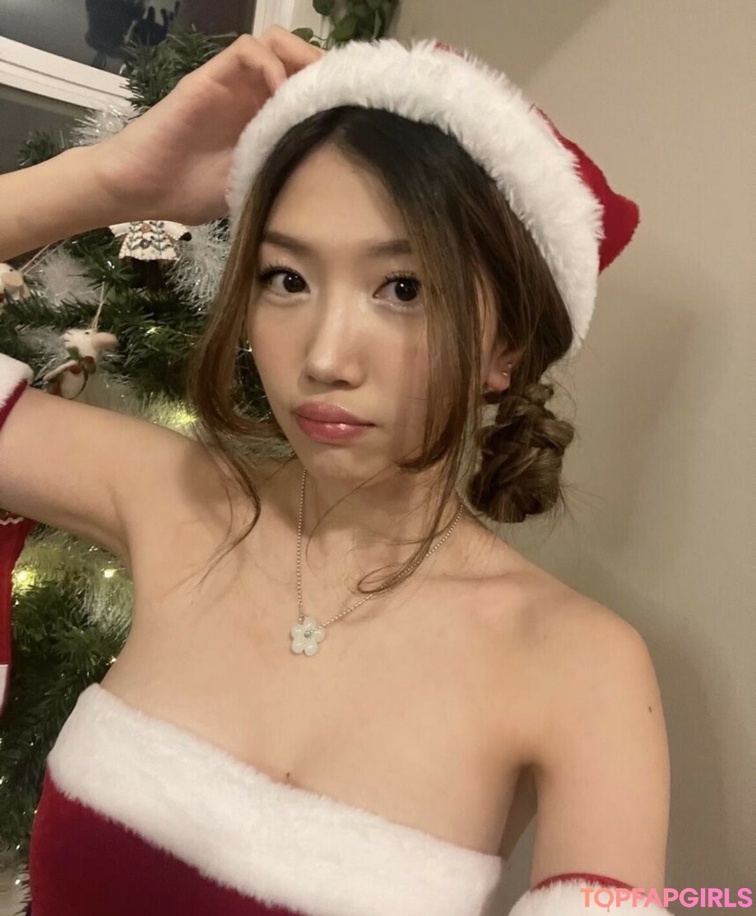 巨尻オンリーファン ヌード 画像