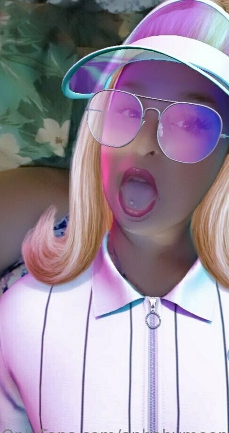 裸の女の子オンリーファンズ ホットセクシー 写真