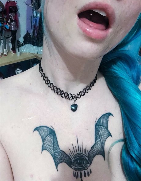 ぽっちゃりブロンドのオンリーファンズ 無料裸 ギャラリー