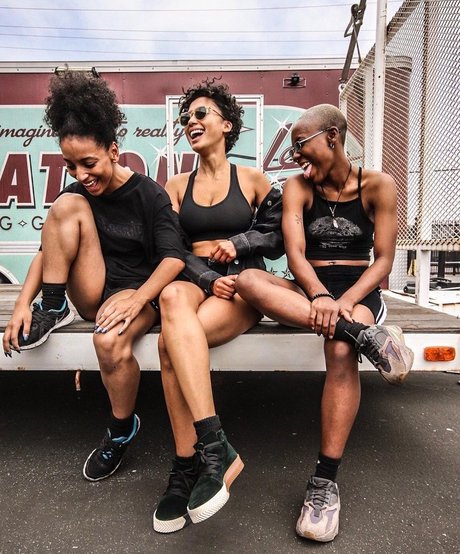 パンツを食い込ませるオンリーファンズ パーフェクト 写真