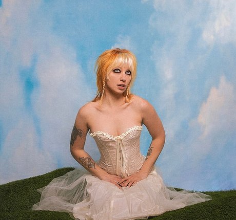 Cami Petyn 独占女優 ギャラリー