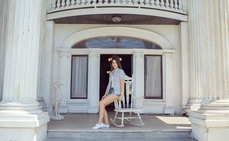 フィットネスコーチオンリーファンズ ヌード ギャラリー