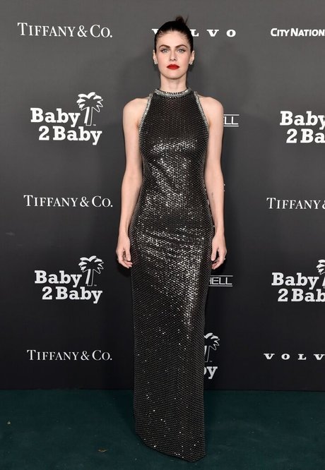 コスプレ フェムボーイ オンリーファンズ ホット 写真