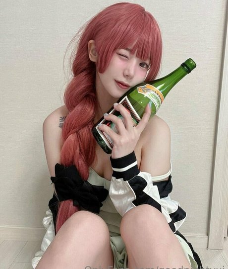 フラットオンリーファン ポルノ 写真