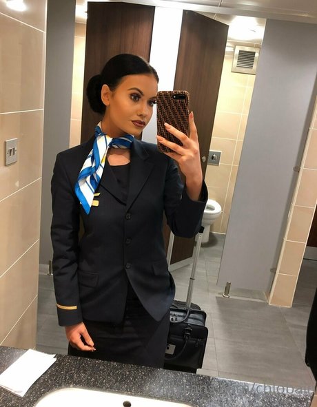 Chloe Baine アダルトスター アーカイブ