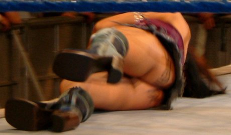 熟女の手コキオンリーファンズ エロチック ギャラリー